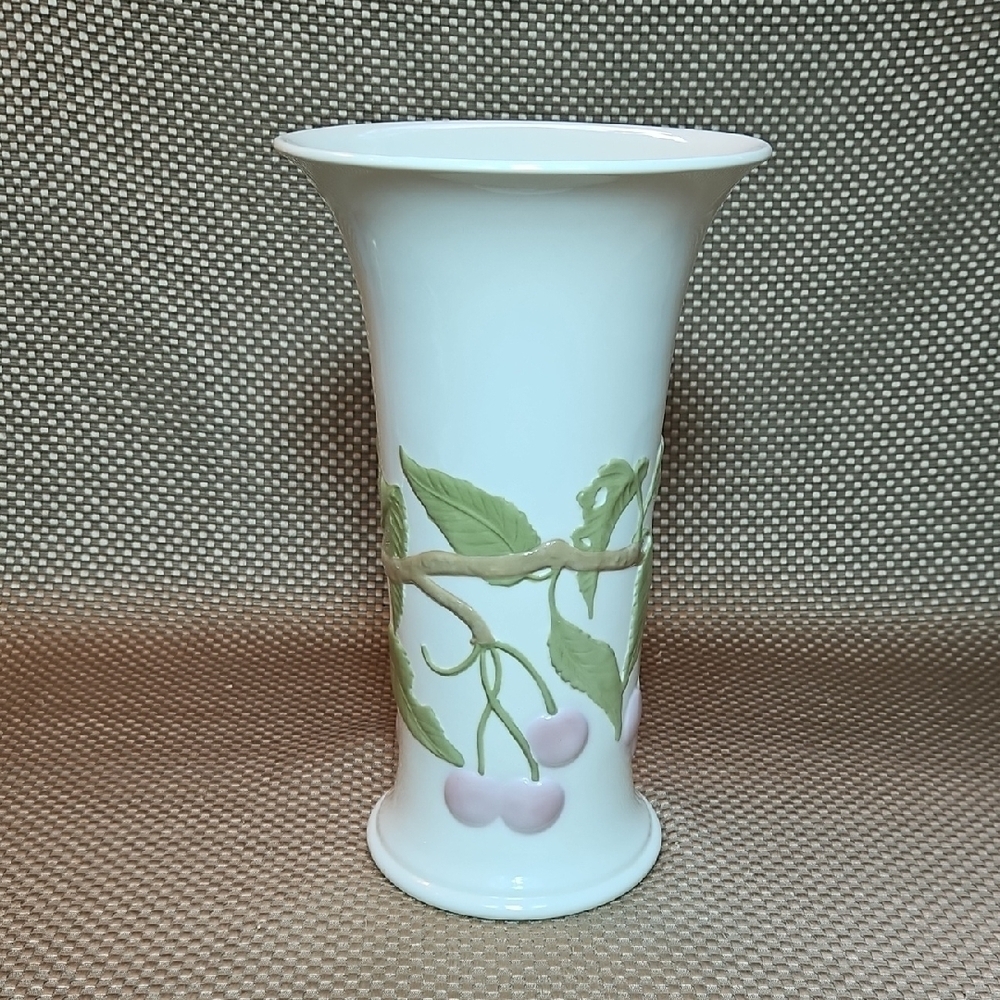 Goebel Vase Raised Cherry Made In W Germany Vintage Large Version - Picture 1 of 8